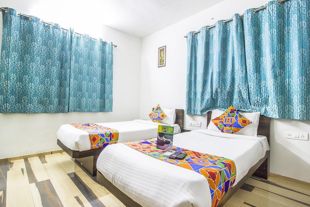 Fabhotel Pruthamesh Pride Насик Экстерьер фото